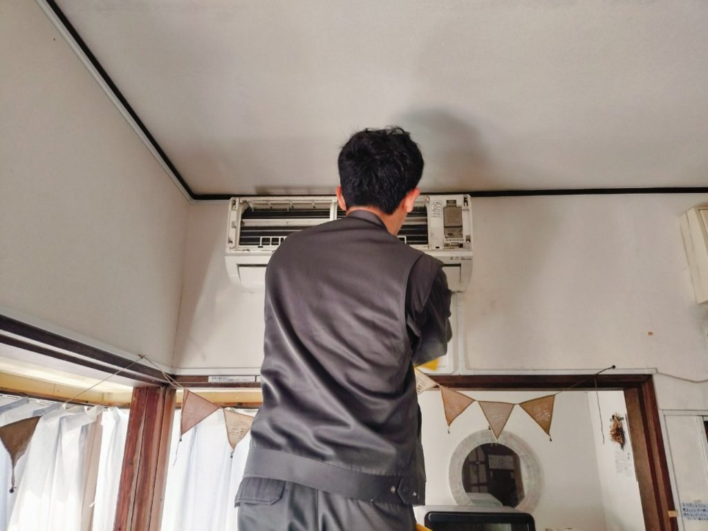 退去立ち合い、はじめてのエアコンクリーニング✨