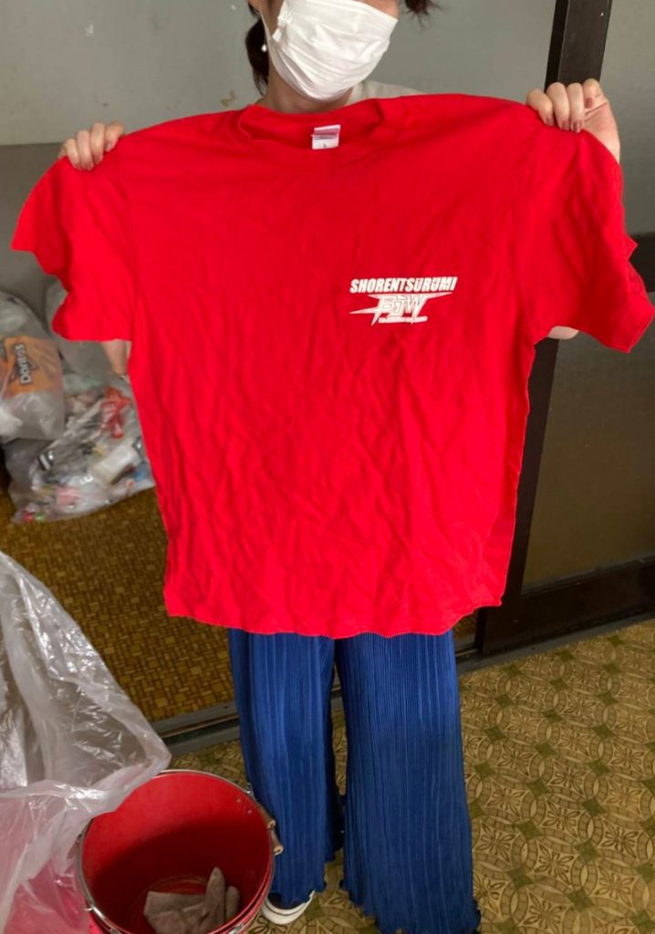 鶴見寮の断捨離、Tシャツ争奪戦💨か？