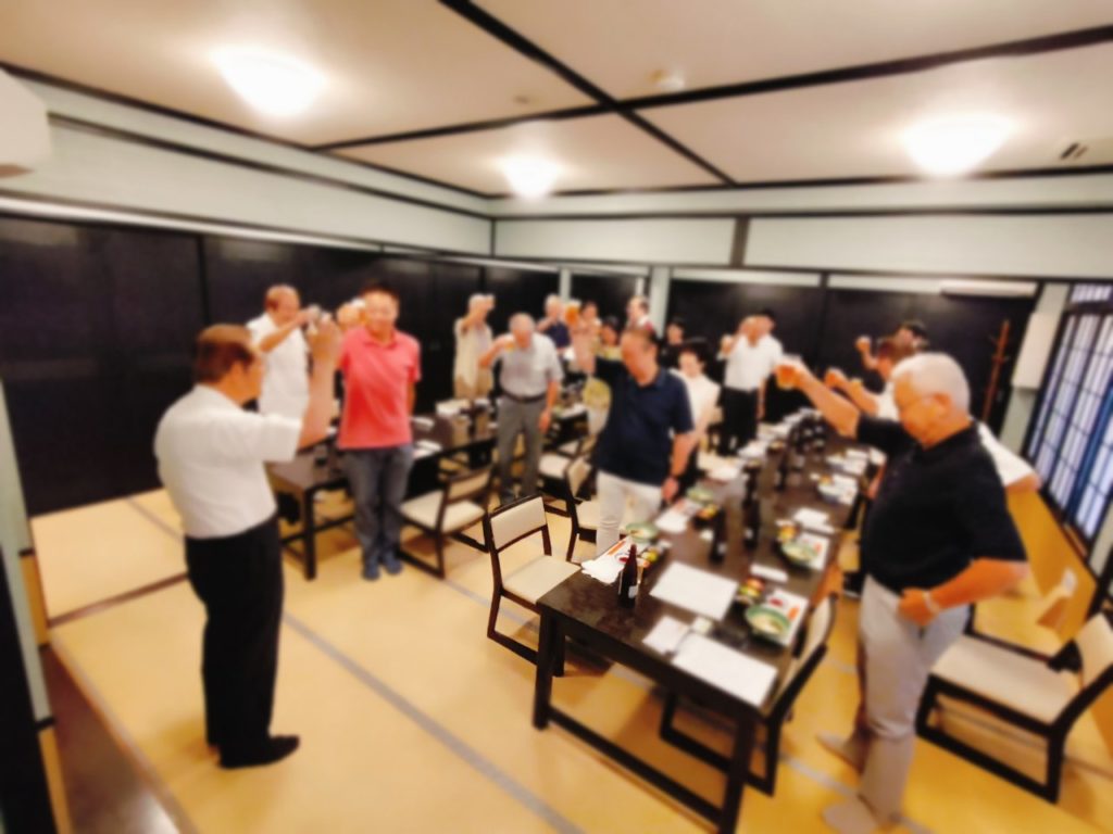 鶴見の暑気払い、また切れたギターの弦（3本目）